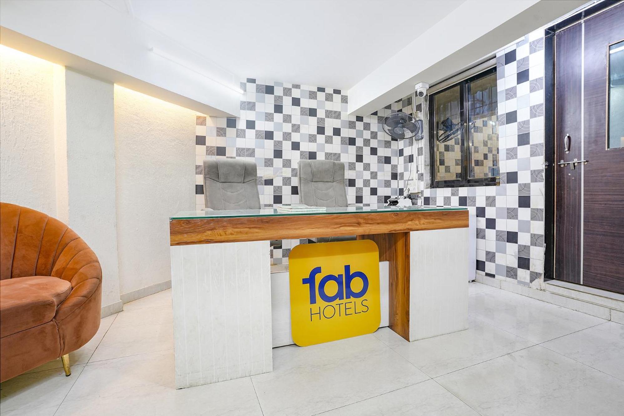 Fabhotel Shree Balaji Apartment Mira-Bhayandar Екстериор снимка