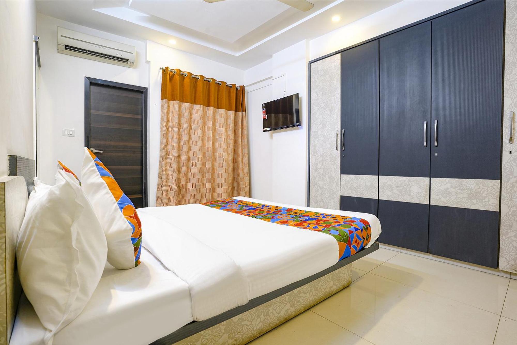 Fabhotel Shree Balaji Apartment Mira-Bhayandar Екстериор снимка